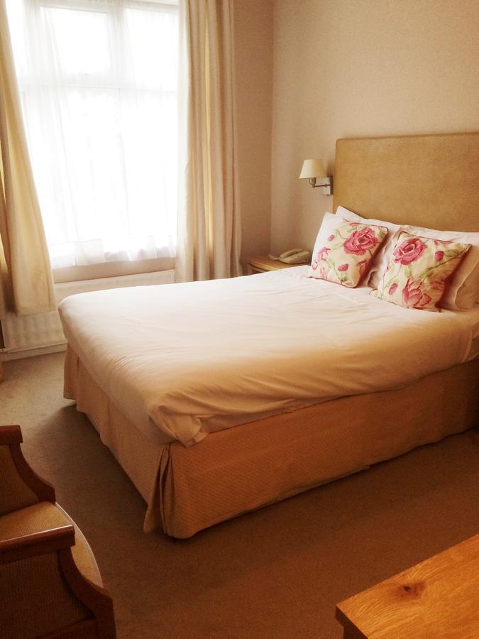 Hinton Firs Hotel Bornemouth Extérieur photo